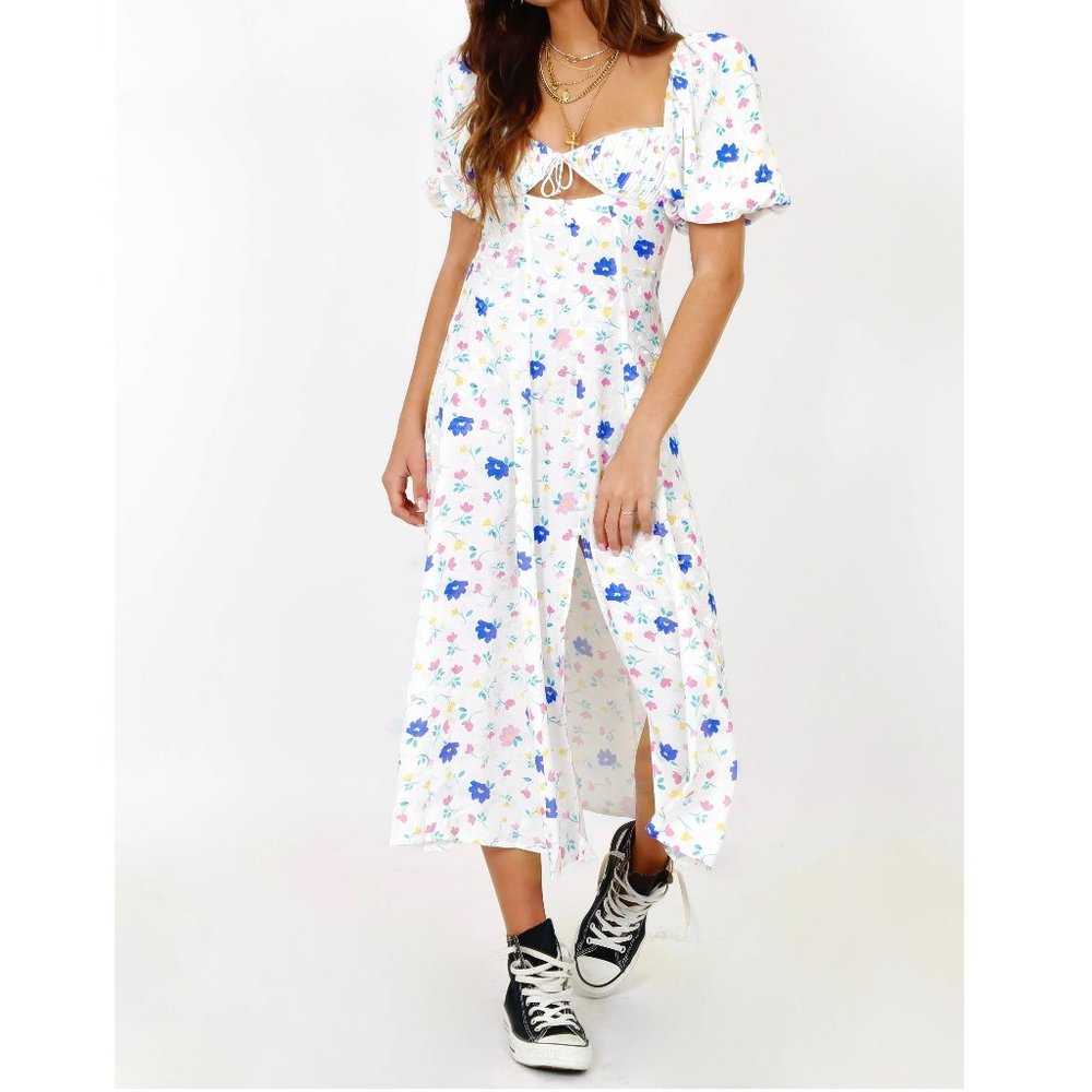 NWT FOR LOVE & LEMONS LEXI FLORAL PRINT MIDI DRESS IN WHITE